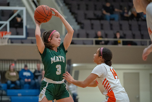 Mayo vs. Farmington Rotary Holiday Classic Girls Basketball