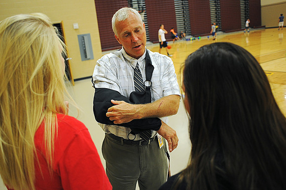 Harrisburg Principal Kevin Lein