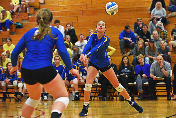 O'Gorman-Roosevelt Volleyball