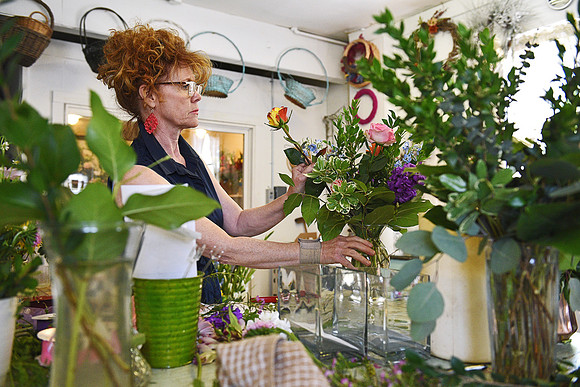 Meredith & Bridget's Flower Shop Standalone