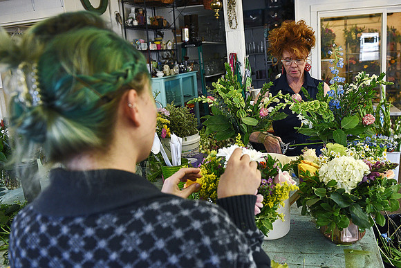Meredith & Bridget's Flower Shop Standalone