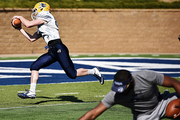Augustana Spring Football Practice