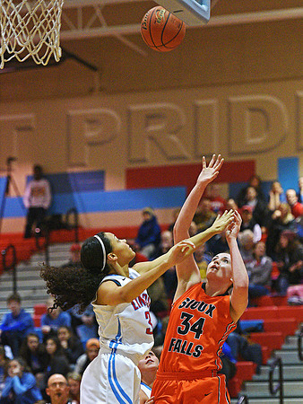 Lincoln - Washington Girls Basketball