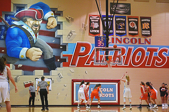 Lincoln - Washington Girls Basketball