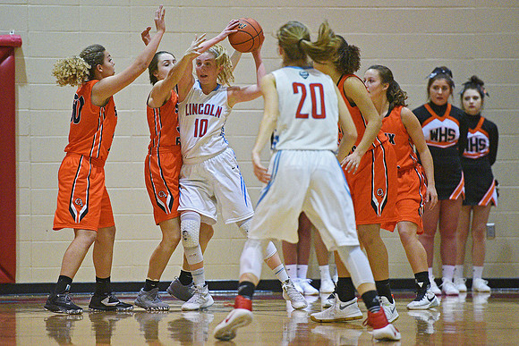 Lincoln - Washington Girls Basketball