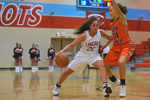 Lincoln - Washington Girls Basketball