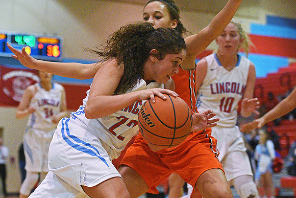 Lincoln - Washington Girls Basketball