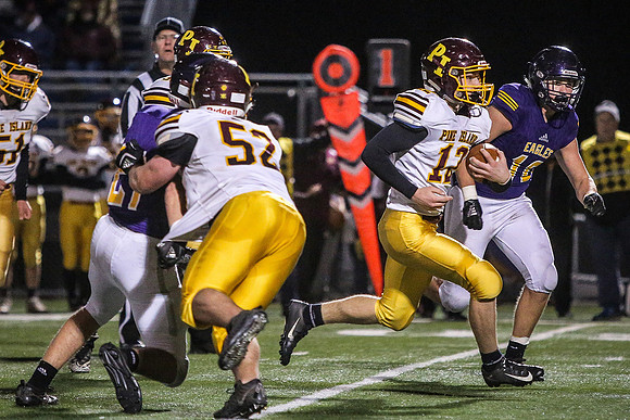 Lourdes-Pine Island Football