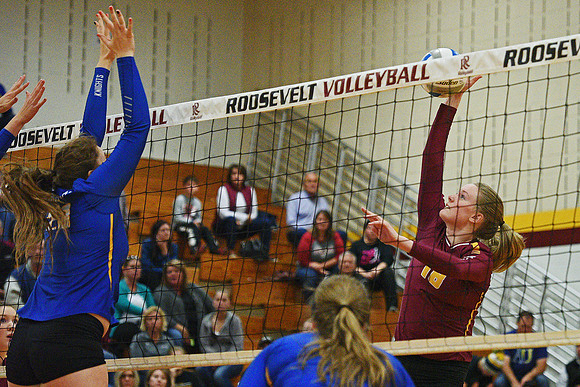O'Gorman-Roosevelt Volleyball