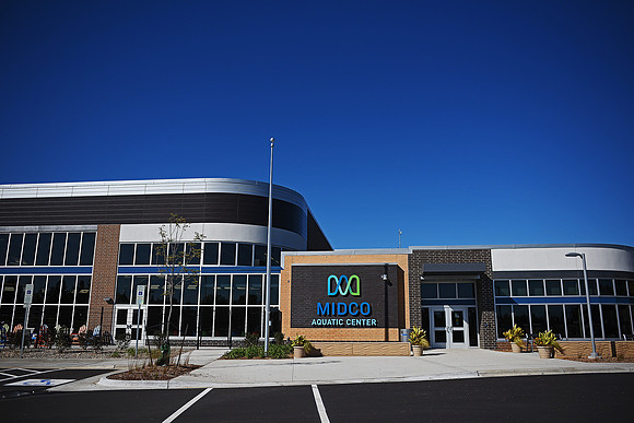 Midco Aquatic Center