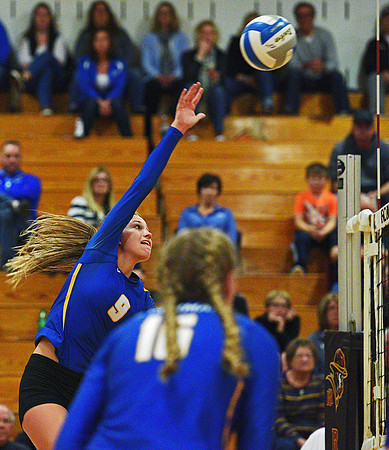O'Gorman-Roosevelt Volleyball